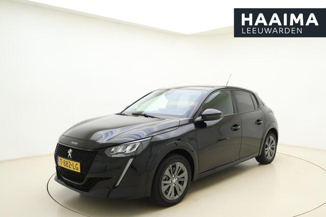 Peugeot e-208 EV Allure 50 kWh | Stoelverwarming | Cruise control | Airco | Navigatie | Parkeersensoren | Laadkabel inbegrepen | Centrale deurvergrendeling | forward collision warning-systeem