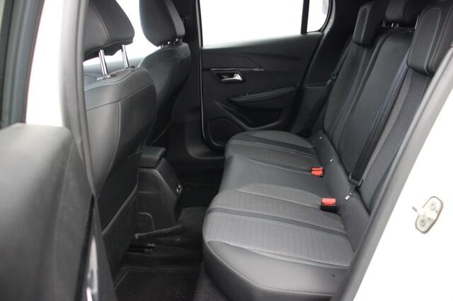 Peugeot e-208 Allure 50 kWh - Digital Cockpit, Carplay, Half Leer, Camera, SOH 90,7% (laad niet)
