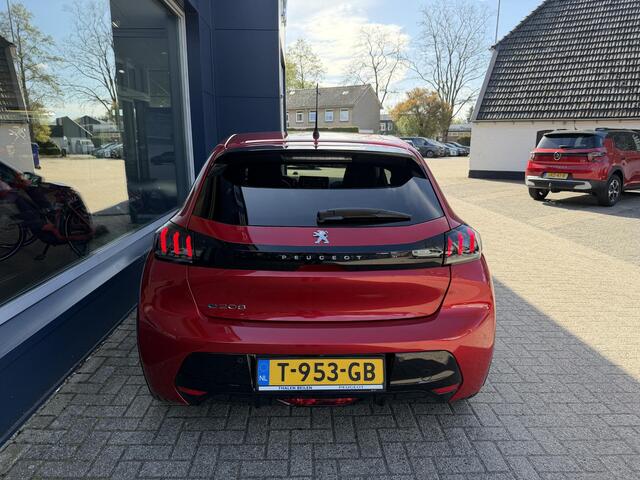 Peugeot e-208 EV Allure Pack 50 kWh | 3-Fase | 100% Elektrisch | Automaat | Full LED Verlichting | Navigatie via Telefoon | Climate Control | Cruise Control | Lichtmetalen Velgen | Digitaal Dashboard | Keyless Start | Apple Carplay & Android Auto |