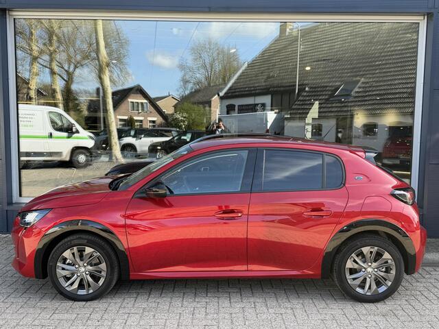 Peugeot e-208 EV Allure Pack 50 kWh | 3-Fase | 100% Elektrisch | Automaat | Full LED Verlichting | Navigatie via Telefoon | Climate Control | Cruise Control | Lichtmetalen Velgen | Digitaal Dashboard | Keyless Start | Apple Carplay & Android Auto |