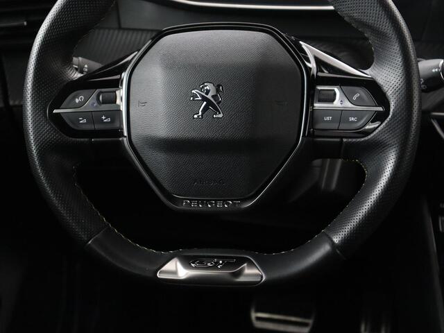 Peugeot e-208 EV GT Pack 50 kWh | SOH 92% | Stoelverwarming | Leder/Alcantara | Adaptive cruise | Carplay | Park Assist | Camera | Keyless | Full LED | Dodehoek detectie | Navigatie | Digital Cockpit