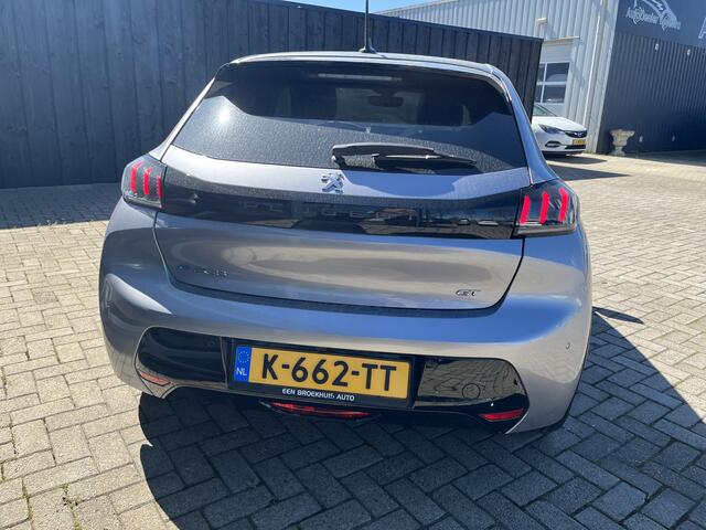 Peugeot e-208 EV GT 350 50 kWh Camera / Cruise / Pano / Lmv /Carplay / Groot nav