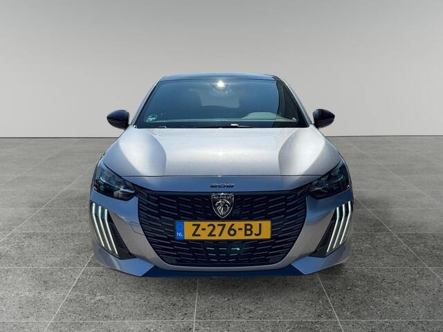 Peugeot e-208 GT 51kWh 156pk | LONG RONGE | PANODAK | 3D i-COCKPIT® | KEYLESS | 360° CAMERA | NAVI | APPLE CARPLAY / ANDROID AUTO |