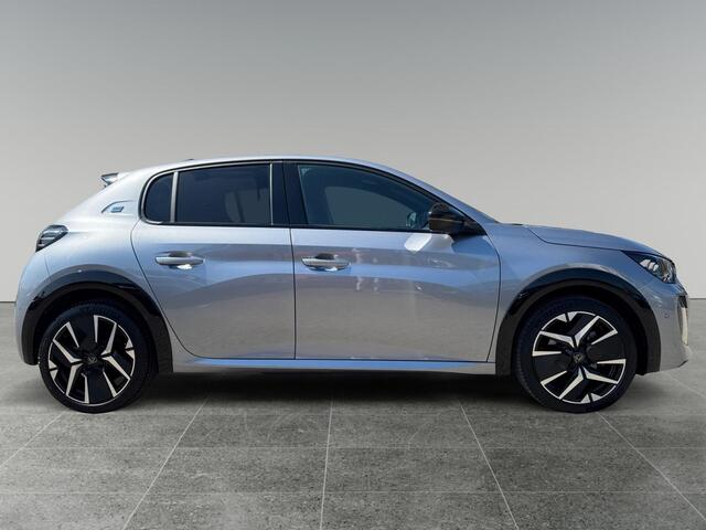 Peugeot e-208 GT 51kWh 156pk | LONG RONGE | PANODAK | 3D i-COCKPIT® | KEYLESS | 360° CAMERA | NAVI | APPLE CARPLAY / ANDROID AUTO |