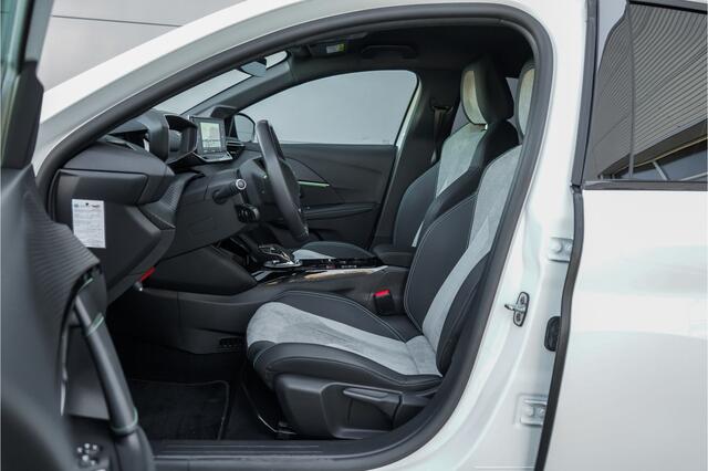 Peugeot e-208 EV GT 350 50 kWh Climate Parkeerhulp Camera 17"