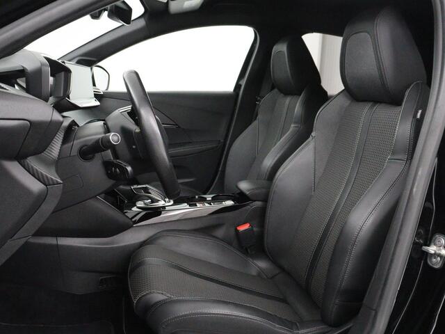 Peugeot e-208 EV GT 350 50 kWh | SOH 89,8% | Half leder | Camera | Carplay | Navigatie | Side Assist | Sportstoelen | Full LED | Parkeerhulp | DAB | Climate control | Bluetooth | Cruise control