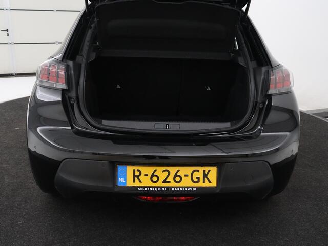 Peugeot e-208 EV Active Pack 50 kWh | SOH 94,2% | 38.400km NAP | Navigatie | Carplay | Parkeerhulp | Climate control | Bluetooth | DAB | Cruise control | Origineel NL | 1e eigenaar