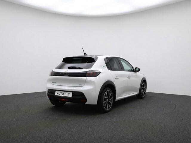 Peugeot e-208 GT PACK 350 50kWh Pano | Alcantara/Leder | Stoelverwarming | ACC