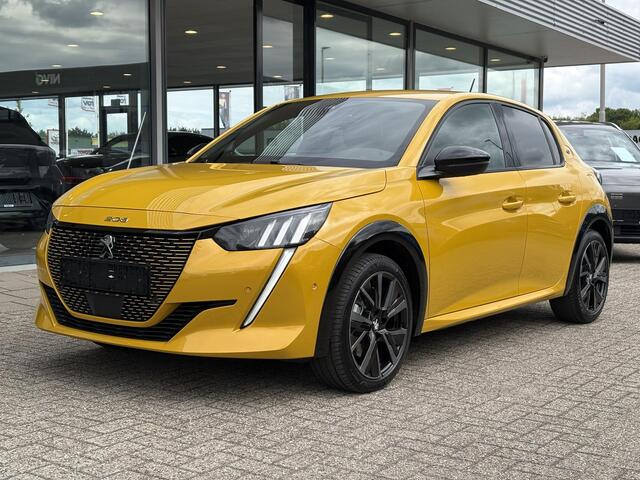 Peugeot e-208 EV GT 50 kWh | 99,3% SOH | 7800 KM | Stoelverwarming | Adaptive Cruise | Dodehoeksensoren | LM Winterset