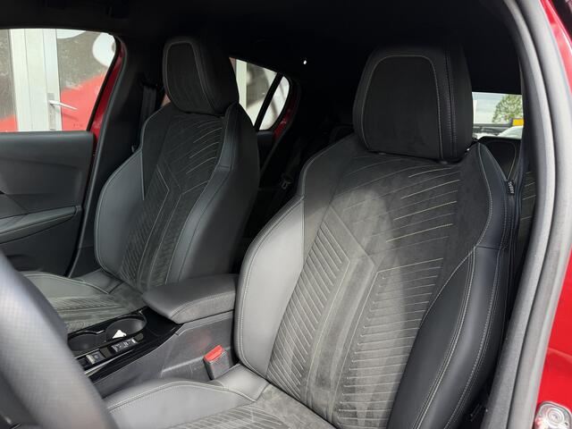 Peugeot e-208 EV GT 51 kWh / Carplay / Camera V+A / Keyless / Snellader /