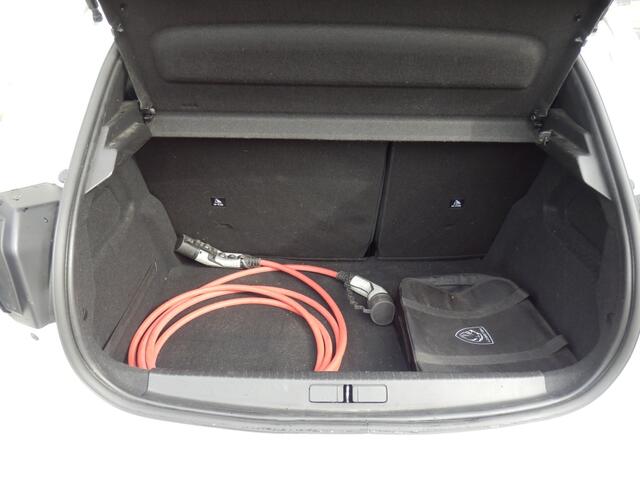 Peugeot e-208 EV Allure Pck 50 kWh I 360 camera I