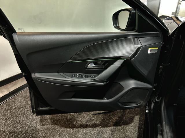 Peugeot e-208 EV GT Pack 50 kWh Panoramadak | leer-alcantara | 11 kW 3-fase