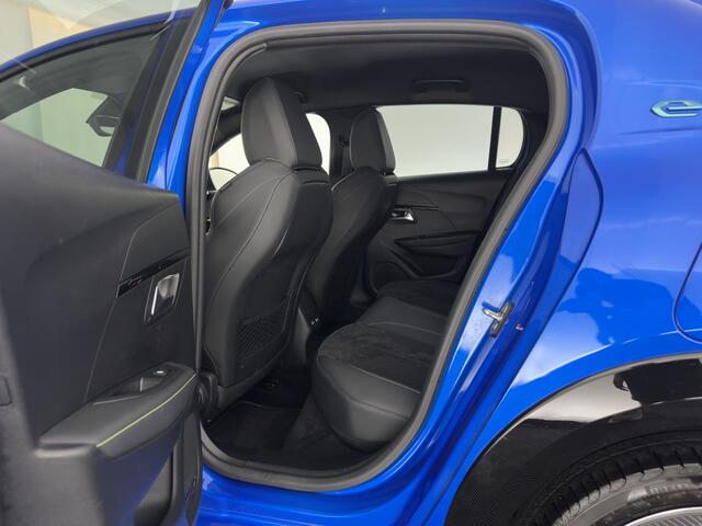 Peugeot e-208 EV GT Pack 50 kWh [3-Fase-11kW] {SoH-94%} (INCL.BTW) *FULL-LED | DIGI-COCKPIT | BLINDSPOT | CAMERA | LEATHER-ALCANTARA | AMBIENTLIGHT | NAVI-FULLMAP | LANE-ASSIST | KEYLESS | DAB | CCS-FASTLOADER | HEATED-SPORTSEATS | 17''ALU*
