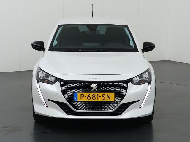Peugeot e-208 EV Active Pack 50 kWh | SOH 93% | 3-Fase laden | LED | Digitaal Dashboard | Apple CarPlay/Android Auto | Navigatie | DAB | Cruise Control | Climate Control |
