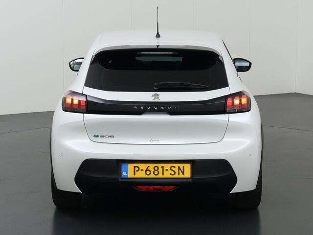 Peugeot e-208 EV Active Pack 50 kWh | SOH 93% | 3-Fase laden | LED | Digitaal Dashboard | Apple CarPlay/Android Auto | Navigatie | DAB | Cruise Control | Climate Control |