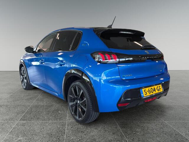 Peugeot e-208 GT Pack EV 3-FASEN 50kWh 136pk | ALCANTARA | TWO-TONE | STOELVERW. | NAVI | CAMERA | 17" LM-VELGEN | APPLE CARPLAY / ANDROID AUTO | STOELMASSAGE | ADAPTIVE CRUISE |