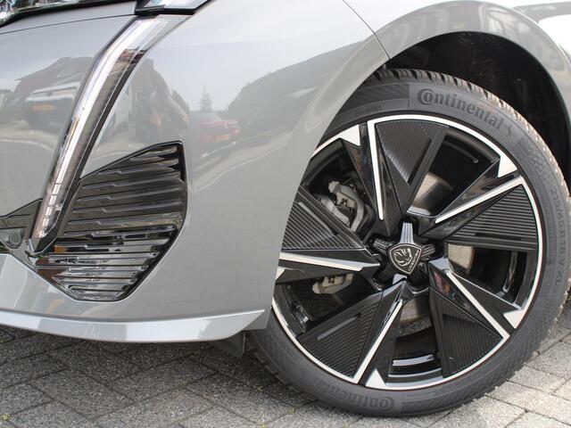 Peugeot e-308 SW GT 54 kWh 156PK Navigatie, Achteruitrijcamera, Stoel en Stuurverwarming, Parkeersensoren Voor & Achter