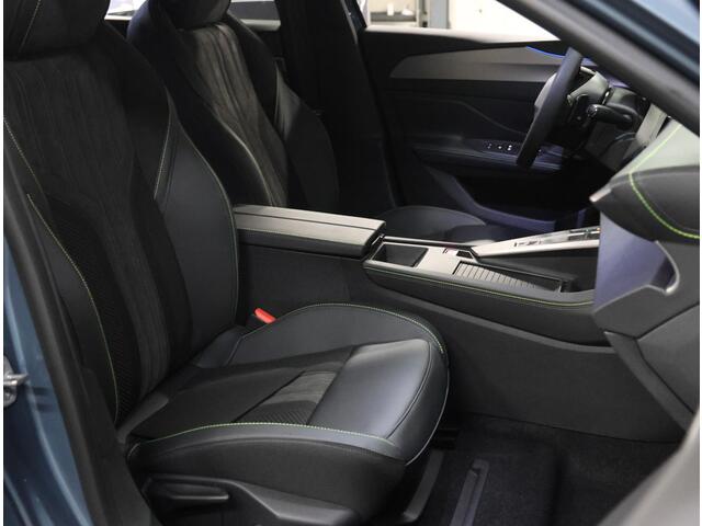 Peugeot e-308 GT VOORRAAD | Apple Carplay -- Android Auto | Verlicht Logo |