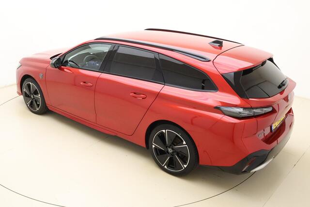 Peugeot e-308 SW GT EV 54 kWh | 360 graden camera's | Sportuitvoering | Adaptive cruise | Elektrische achterklep | Stuurverwarming | Afneembare trekhaak | Hill hold | Dodehoekdetectie | Climate control