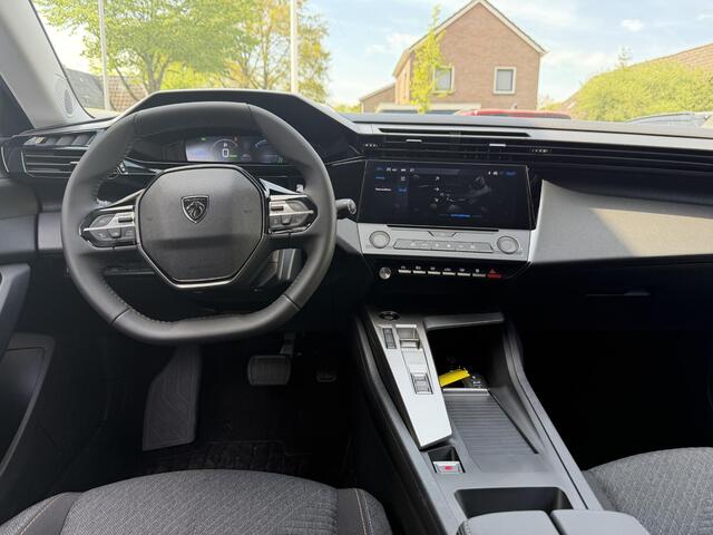 Peugeot e-308 SW Style EV 54 kWh | Nieuwe Auto | Tot 8 jaar Garantie | Tot 420 Km WLTP | Navigatie via Telefoon | Warmtepomp | 18" Lichtmetalen Velgen | Adaptieve Cruise Control met Drive Assist | Full LED Verlichting | Apple Carplay/Android Auto.