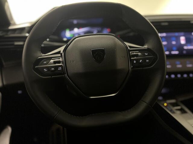 Peugeot e-308 GT First Edition EV 54 kWh | Navigatie | Adaptieve Cruise Control | Camera | Apple Carplay/Android Auto