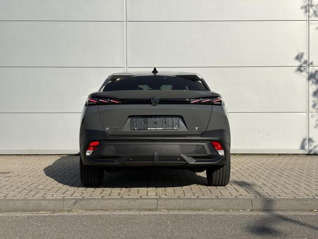 Peugeot e-408 GT Avantage 58 kWh Camera | Adaptieve Cruise Control | Alcantara bekleding | Elektrische kofferklep