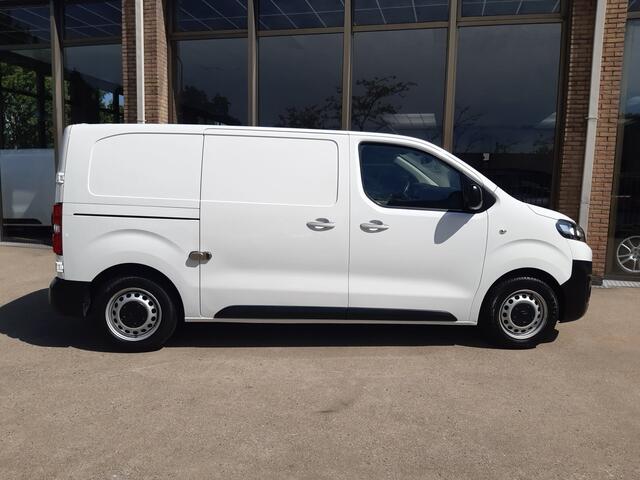Peugeot e-Expert / Citroen e-Jumpy 75 kWh L2 lang 3 zits Airco Cruisecontrol Achteruitrijcamera