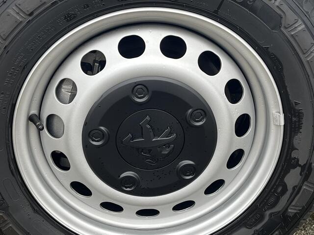 Peugeot e-Expert EV L2 50 kWh Automaat / WLTP tot 352 km / CCS snelladen / Airco / 3 zits / Automaat /