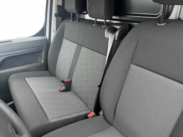 Peugeot e-Expert EV L2 50 kWh 136 pk Automaat / ¤ 19.985,- excl btw / WLTP tot 224km / CCS snelladen / 3 zits / Automaat / Cruise Control / Airco / Zijschuifdeur rechts / Achterdeuren /