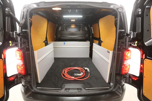 Peugeot e-Expert 75 kWh L2H1 | Snelladen | SOH 91% | Airco | Cruise | Camera | Carplay | 3 Zits | Navi