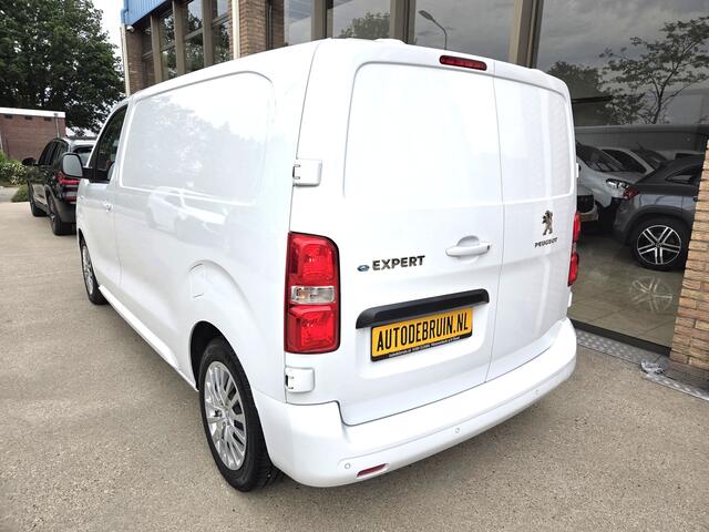 Peugeot e-Expert L2 75 kWh Xenon Stoelverwarming Airco Achteruitrijcamera