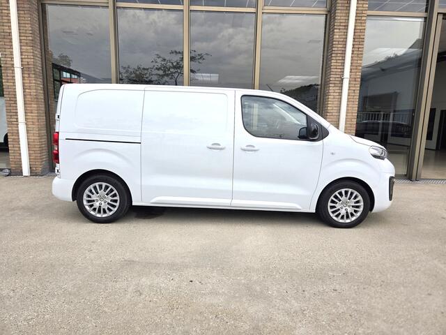 Peugeot e-Expert L2 75 kWh Xenon Stoelverwarming Airco Achteruitrijcamera