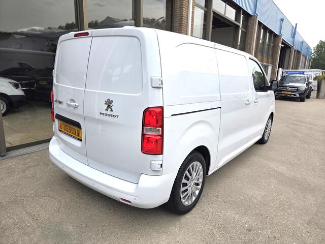 Peugeot e-Expert L2 75 kWh Xenon Stoelverwarming Airco Achteruitrijcamera