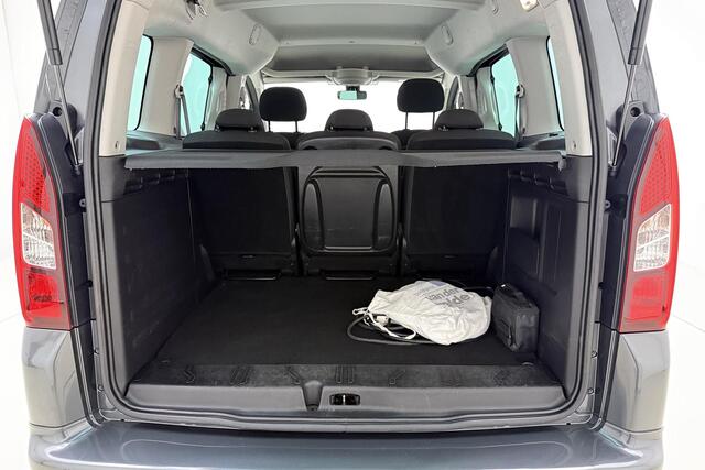 Peugeot e-Partner Tepee Electric Active | Airco Automatisch | Navigatie | Parkeercamera | Parkeersensoren V+A | Dakdragers | Schuifdeur L+R |