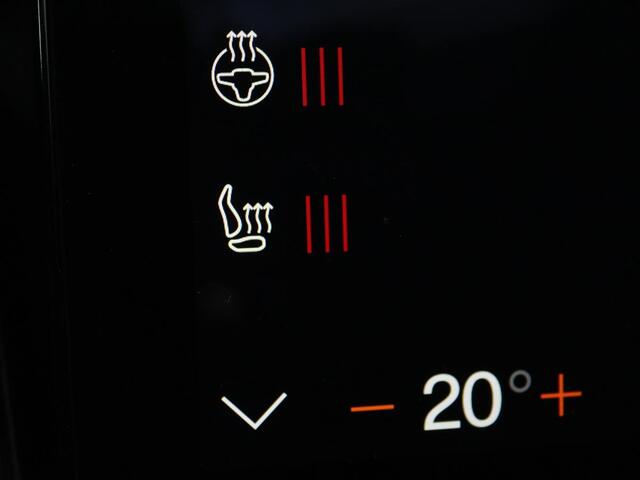 Polestar 2 Long Range Dual Motor Launch Edition 78kWh | Panoramadak | Trekhaak | Stoel & stuurverwarming | 360 camera | Adaptive cruise | Harman/Kardon | Carplay