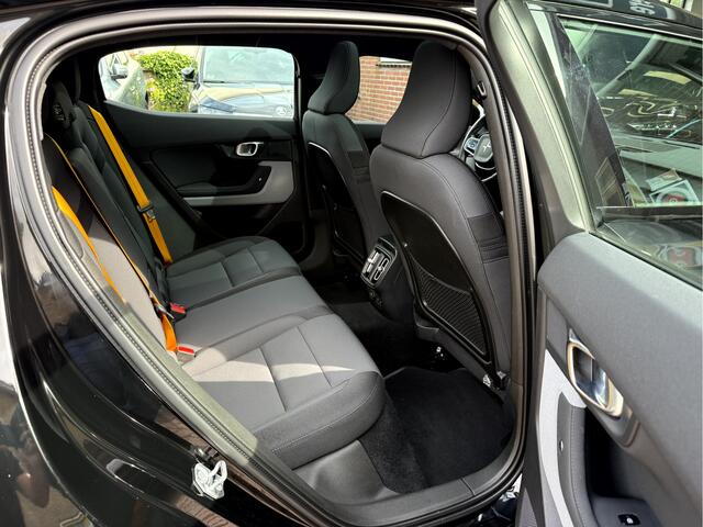 Polestar 2 Long Range Dual Motor Launch Edition 78kWh Performance Trekhaak, 20 inch