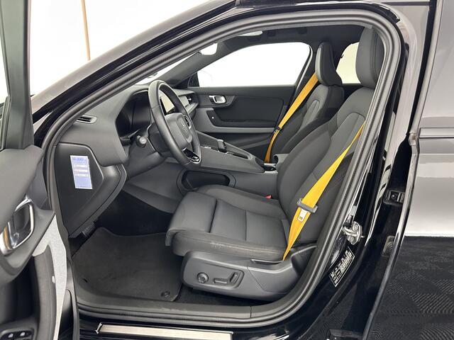 Polestar 2 Long Range Dual Motor Launch Edition 78kWh [ 3-Fase ] (INCL-BTW) *PANO | NAVI-FULLMAP | FULL-LED | BLIND-SPOT | KEYLESS | LANE-ASSIST | DIGI-COCKPIT | CARPLAY | DAB+ | HEATED-COMFORTSEATS | ECC | MEMORY-PACK | PDC | 20''ALU*