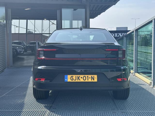 Polestar 2 Long Range Single Motor 82 kWh / Verwarmde stoelen voor + achter + stuur / 360 camera / BLIS / Carplay / Elek. achterklep /
