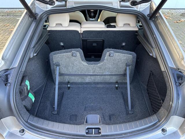 Polestar 2 Standard Range Single Motor 63kWh | 96,8% SOH | Panoramadak | Harman Kardon | Lederen bekleding |