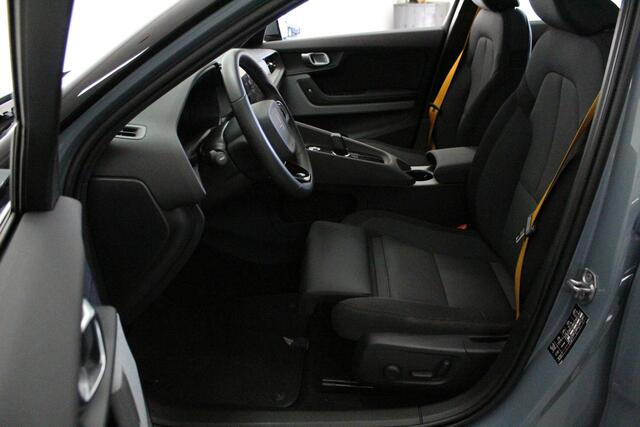 Polestar 2 Long Range Dual Motor Launch Edition 78kWh | 20'LMV | CAMERA | E-KLEP | PANO | KEYLESS | BLINDSPOT | NAVI | CARPLAY |