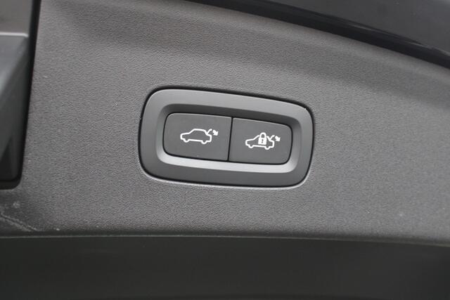 Polestar 2 Standard Range Single Motor 63kWh | Org. NL | Camera | Keyless | Apple carplay/ Android Auto | Verw. Voorstoelen