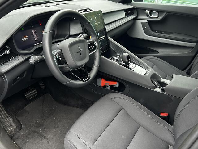 Polestar 2 Long Range Single Motor 82 kWh Parkeer camera 360 Gr. Verwarmde voorstoelen, Trekhaak semi Electrisch, Electrische achterklep.