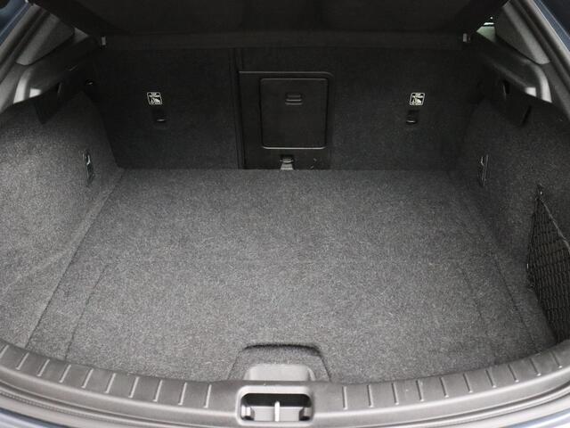 Polestar 2 Long Range Dual Motor Launch Edition 78kWh Performance | SoH 93% | Pano | Trekhaak | 360° Camera!