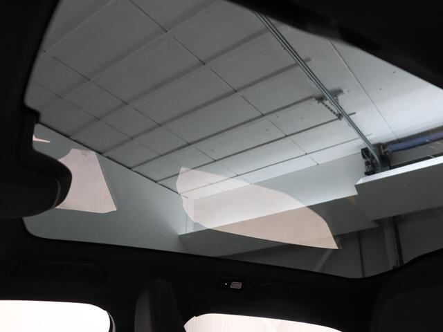 Polestar 2 Long Range Dual Motor Launch Edition 78kWh | Panoramadak | Trekhaak | 360 Camera | Achterbankverwarming | Adaptive cruise | Carplay | Camera | Stoelverwarming | Keyless