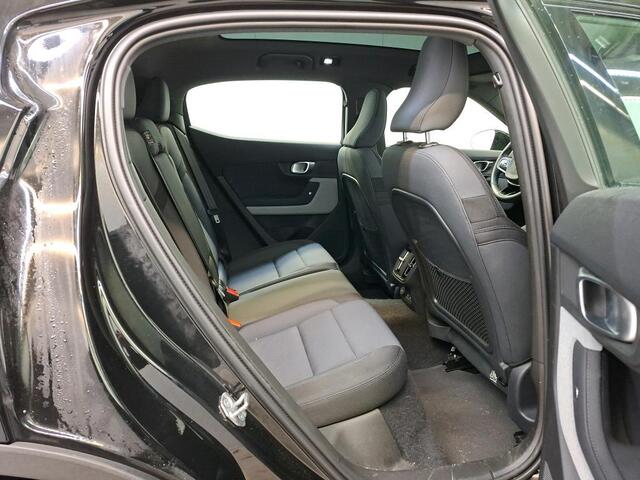 Polestar 2 Standard Range Single Motor | Panorama | 360 Camera | Harman Kardon |