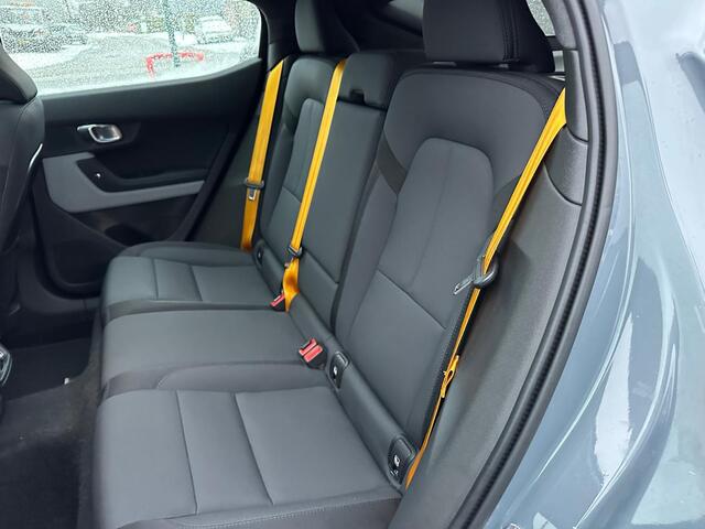 Polestar 2 Long Range Dual Motor Launch Edition 78kWh | SOH: nnb | Performance Package | Pano | Full LED | Blis | Memory Seat |