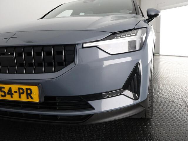 Polestar 2 Long Range Single Motor 78 kWh ACCU 90% PARKEERSENSOREN V+A . STOELVERWARMING . FULL MAP NAV . STOELPROFIELEN . CAMERA