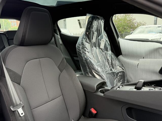 Polestar 2 Long Range Single Motor 82 kWh | Plus & Climate Pack | Adapt Cru