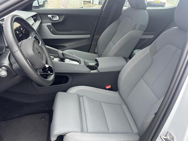 Polestar 2 Standard Range Single Motor 63kWh | Adaptieve Cruise control | 360 camera | Elektrische stoelverstelling | Google Maps navigatie | Apple Carplay / Android Auto | Stoelverwarming | Stuurverwarming |