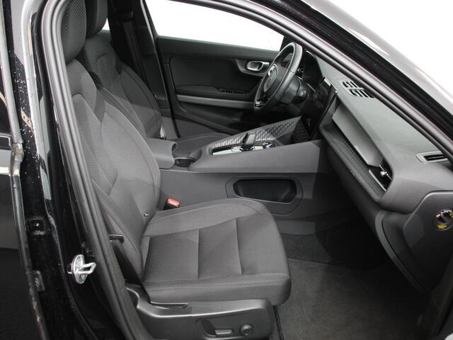 Polestar 2 Standard Range Single Motor 69 kWh Automaat Camera Dab Led Verwarmde voorstoelen Navigatie Apple Carplay/Android Auto Climate Control Parkeer sensoren